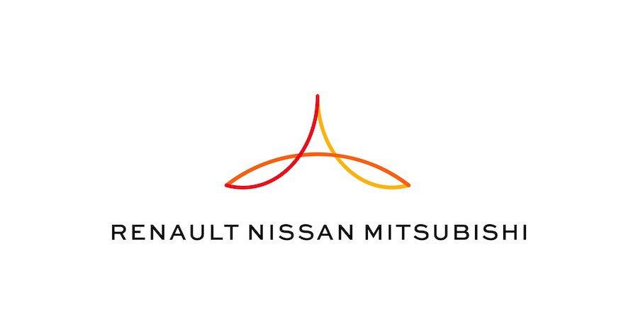 Ofrecerá financiera de Nissan créditos para unidades Mitsubishi