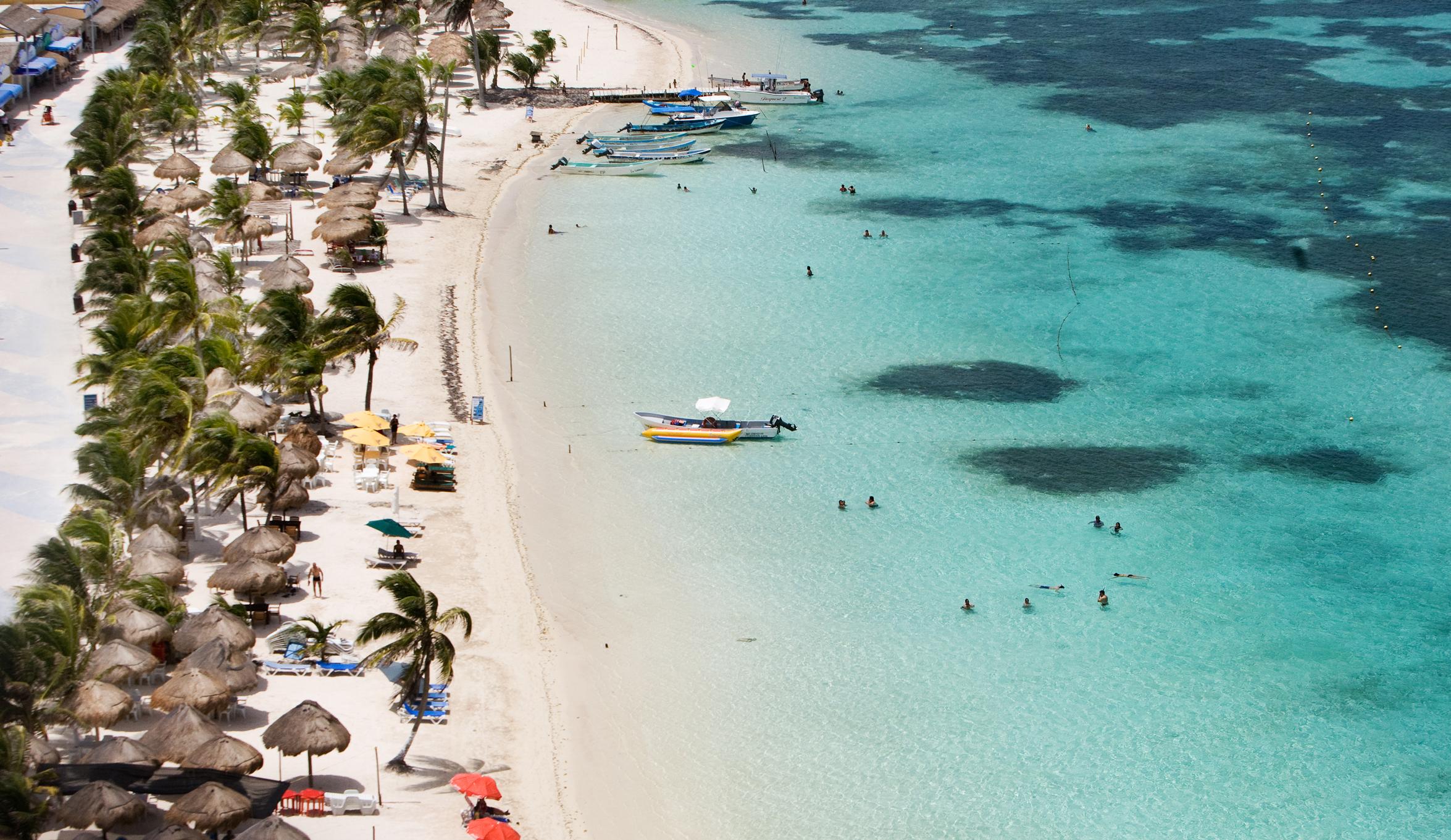 Adquiere gobierno de Quintana Roo póliza de seguro para arrecifes y playas