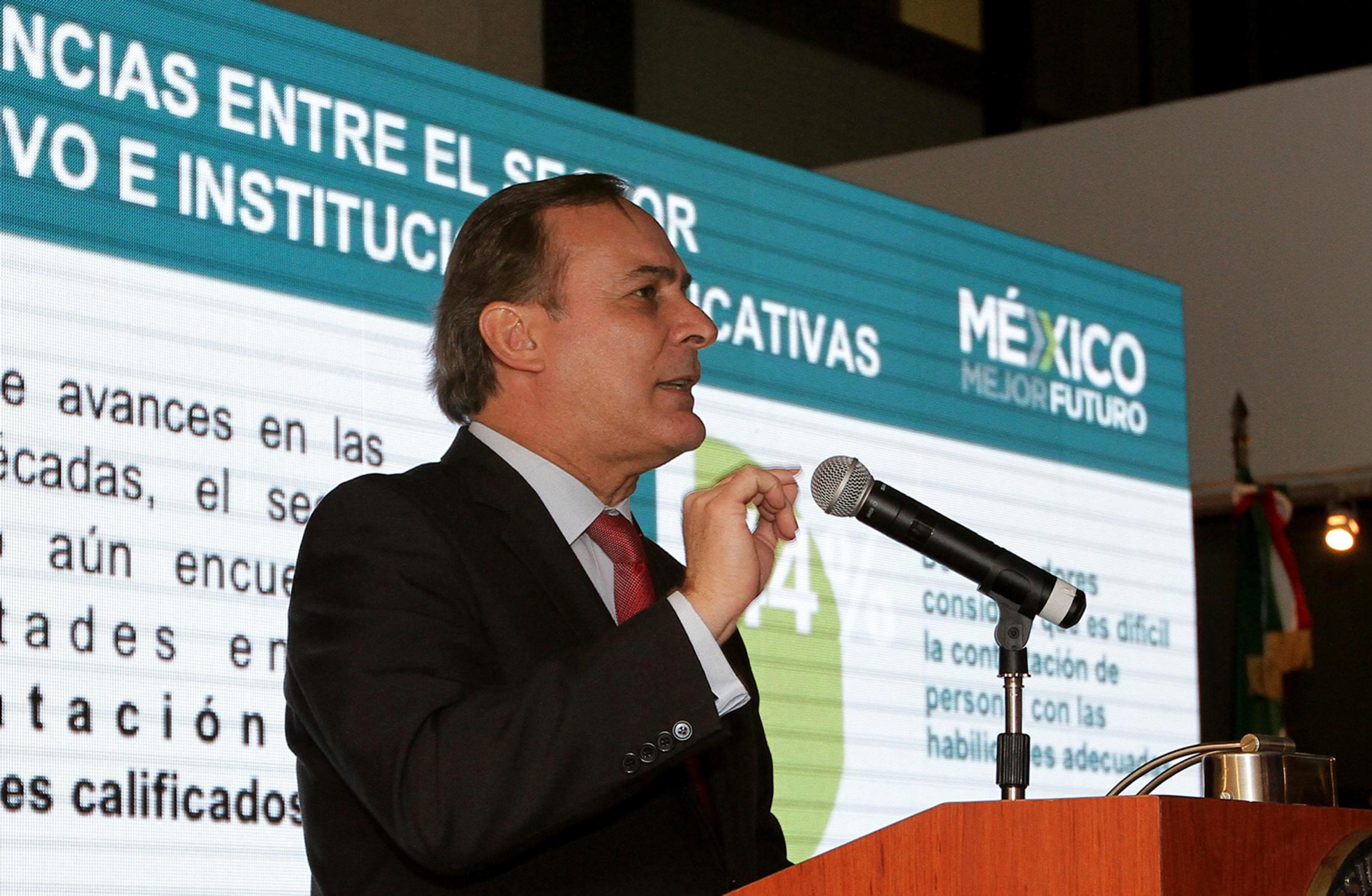 Temas álgidos del TLCAN deben negociarse en “combo”: Juan Pablo Castañón