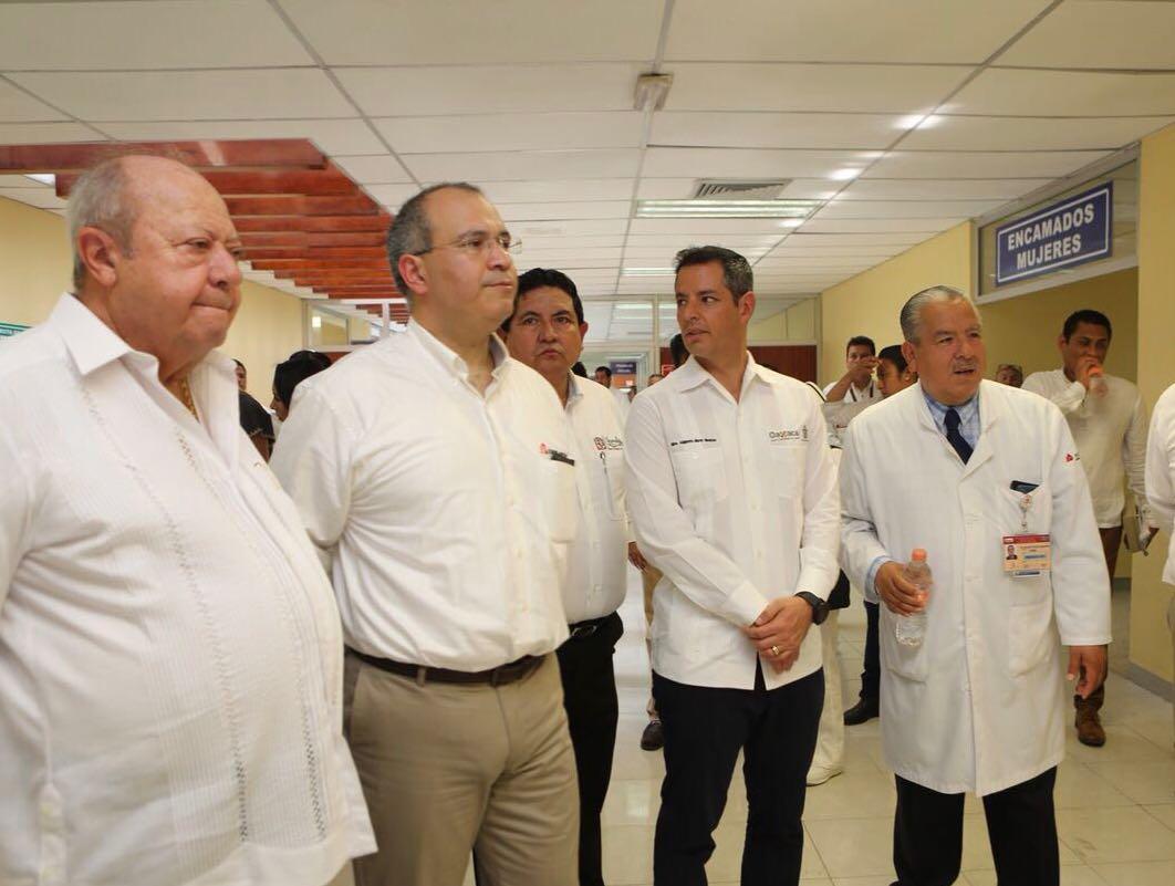 Reabren Hospital General de Pemex en Salina Cruz afectado por sismo de septiembre