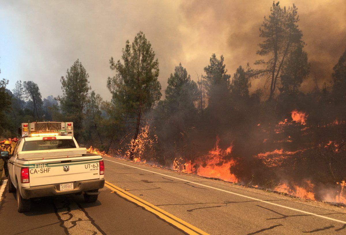 Evacuan a cerca de 3,000 personas por incendios al norte de California