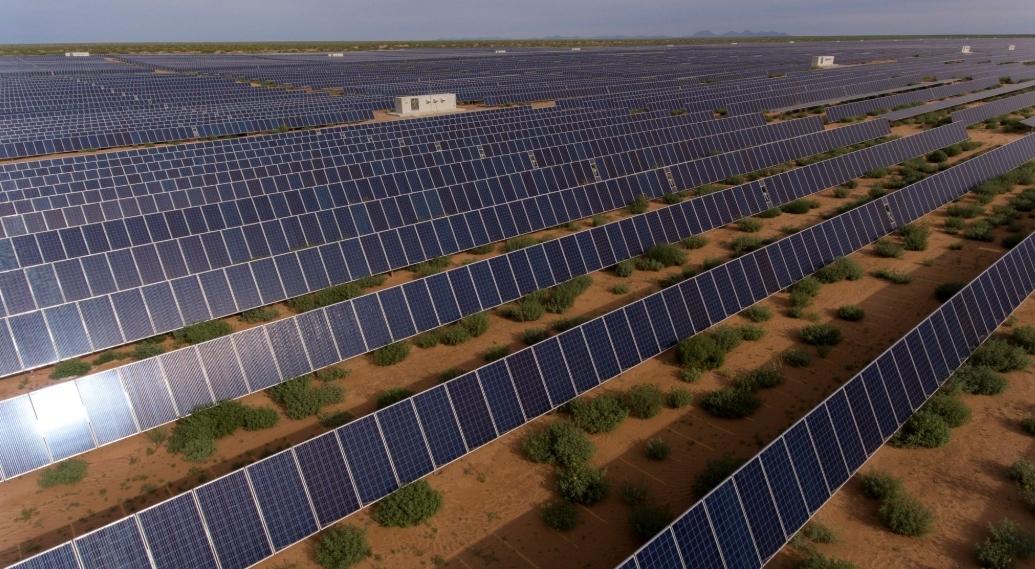 Presenta Telefónica el parque de generación de energía solar Kaixo, energía renovable