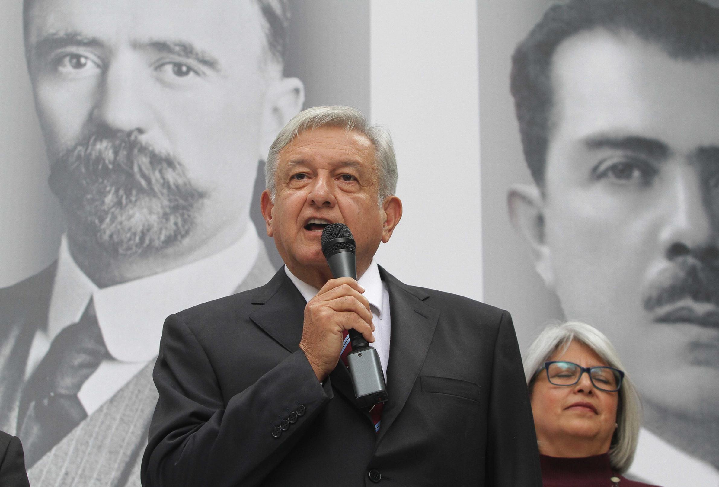López Obrador se reúne con embajador ruso en México