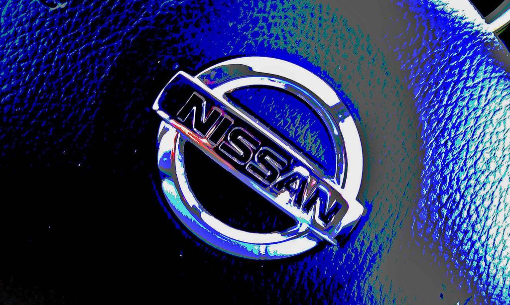 Reconoce CEO de Nissan haber recibido remuneraciones infladas
