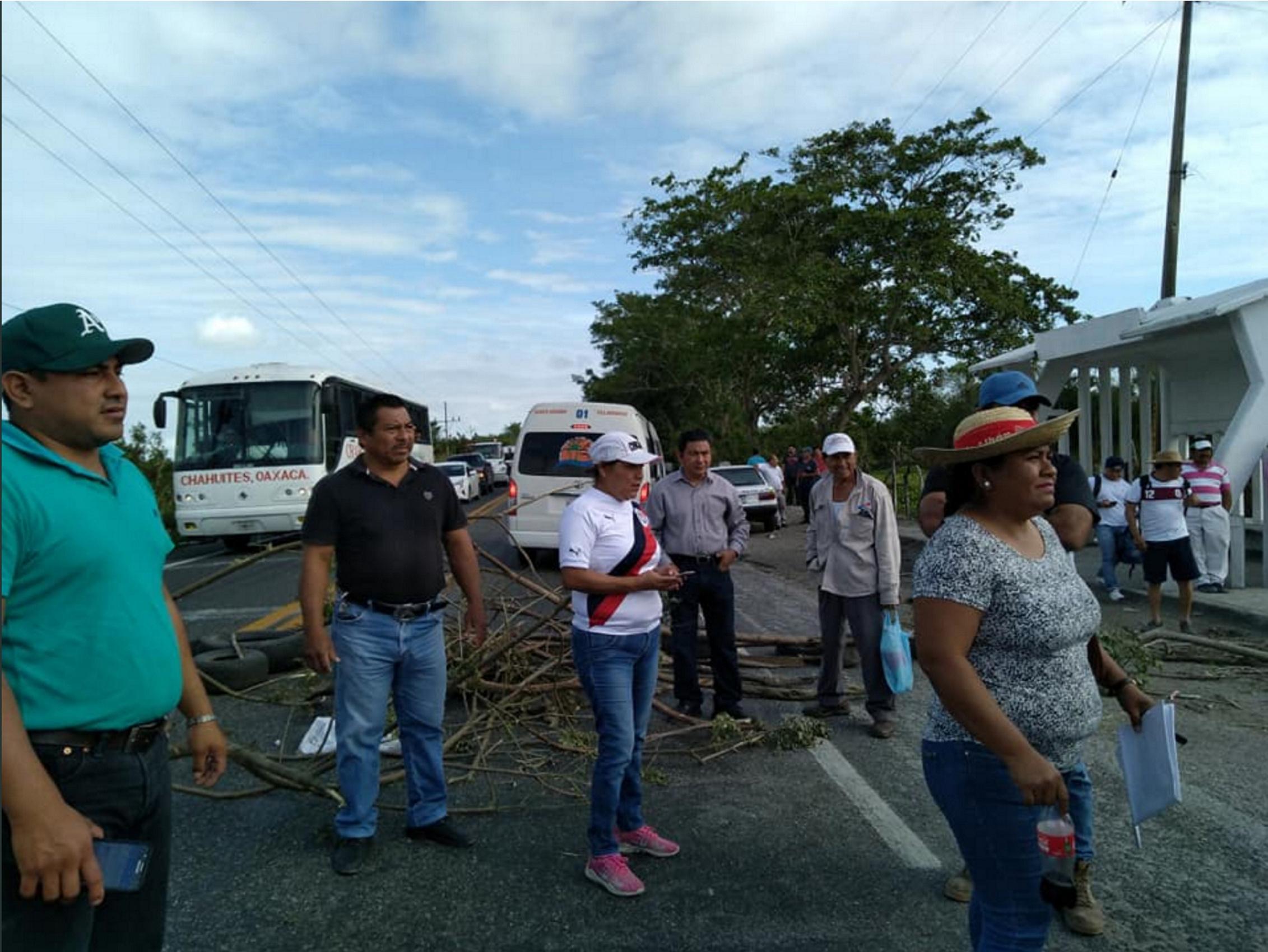 Acuerda CNTE “repliegue táctico” en todas las vías férreas en Michoacán