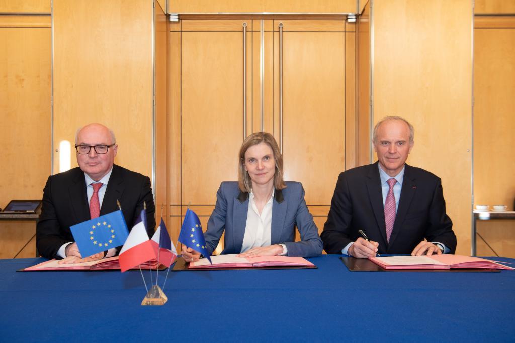 Michelin y Faurecia firman acuerdo para crear empresa conjunta