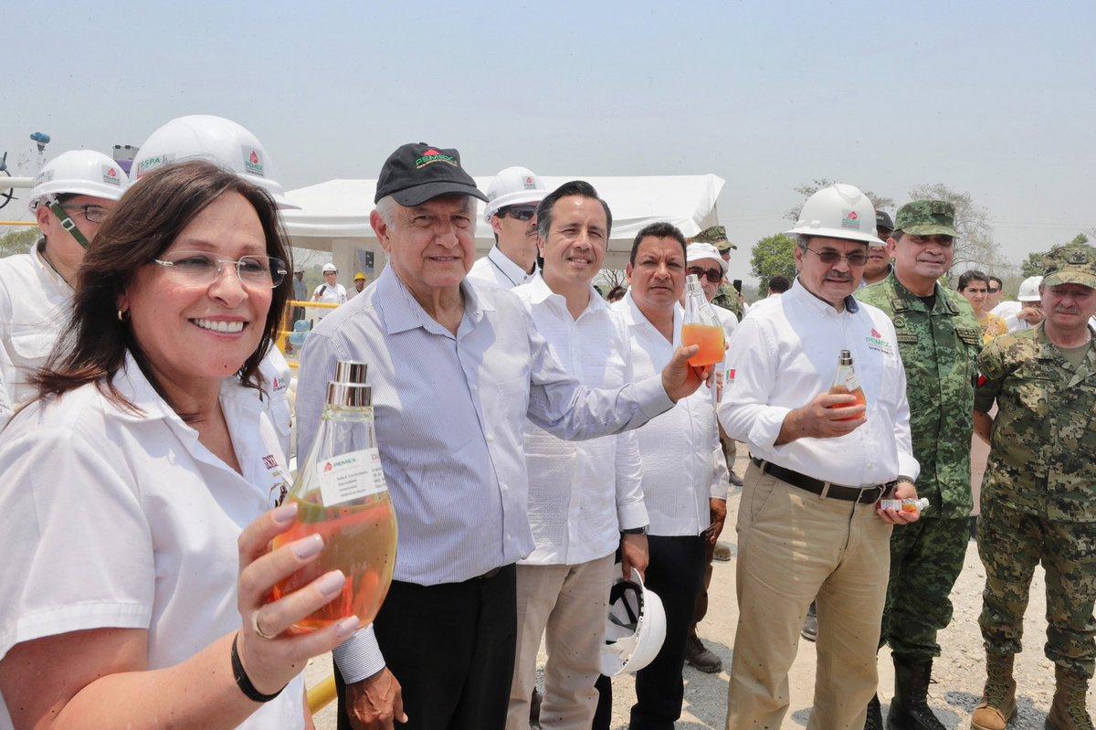 Elevó plan de rescate a Pemex meta de producción petrolera para 2024: AMLO