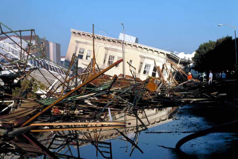 Declara California estado de emergencia tras segundo terremoto