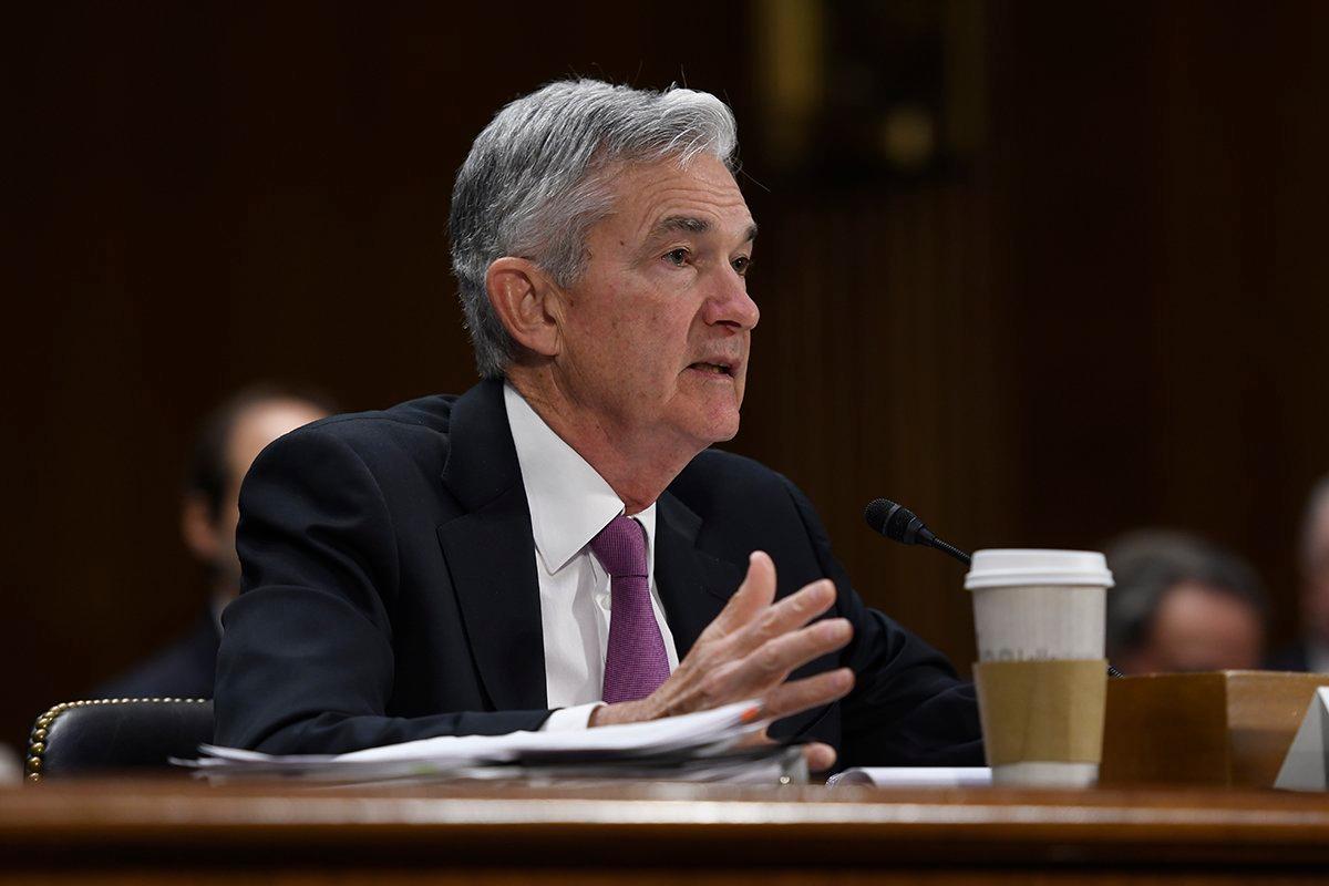 inflación, Subraya Powell incertidumbre económica; da más señales de recorte a tasa objetivo