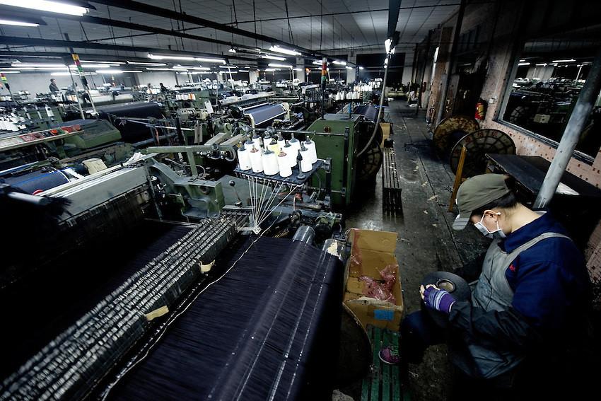 Se contrae actividad industrial en China por cuarto mes consecutivo