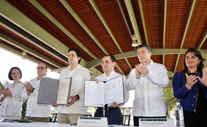 Firman México y Guatemala acuerdo para agilizar el intercambio comercial