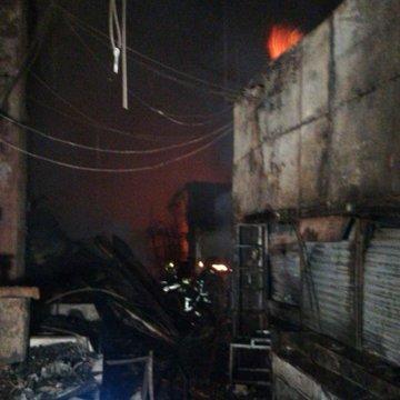 Incendio en mercado de La Merced deja 890 comerciantes afectados