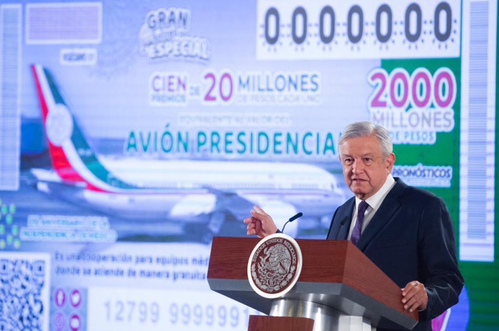 AMLO pedirá ayuda a empresarios para vender ‘cachitos’ de sorteo nacional, avión presidencial