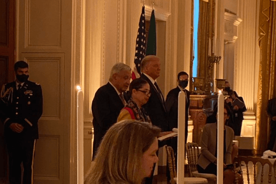 México, dispuesto a favorecer inversiones: AMLO en cena con Trump