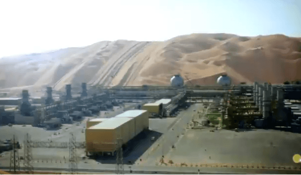 Con drones bomba atacan instalaciones de petrolera saudí, la más grande del mundo