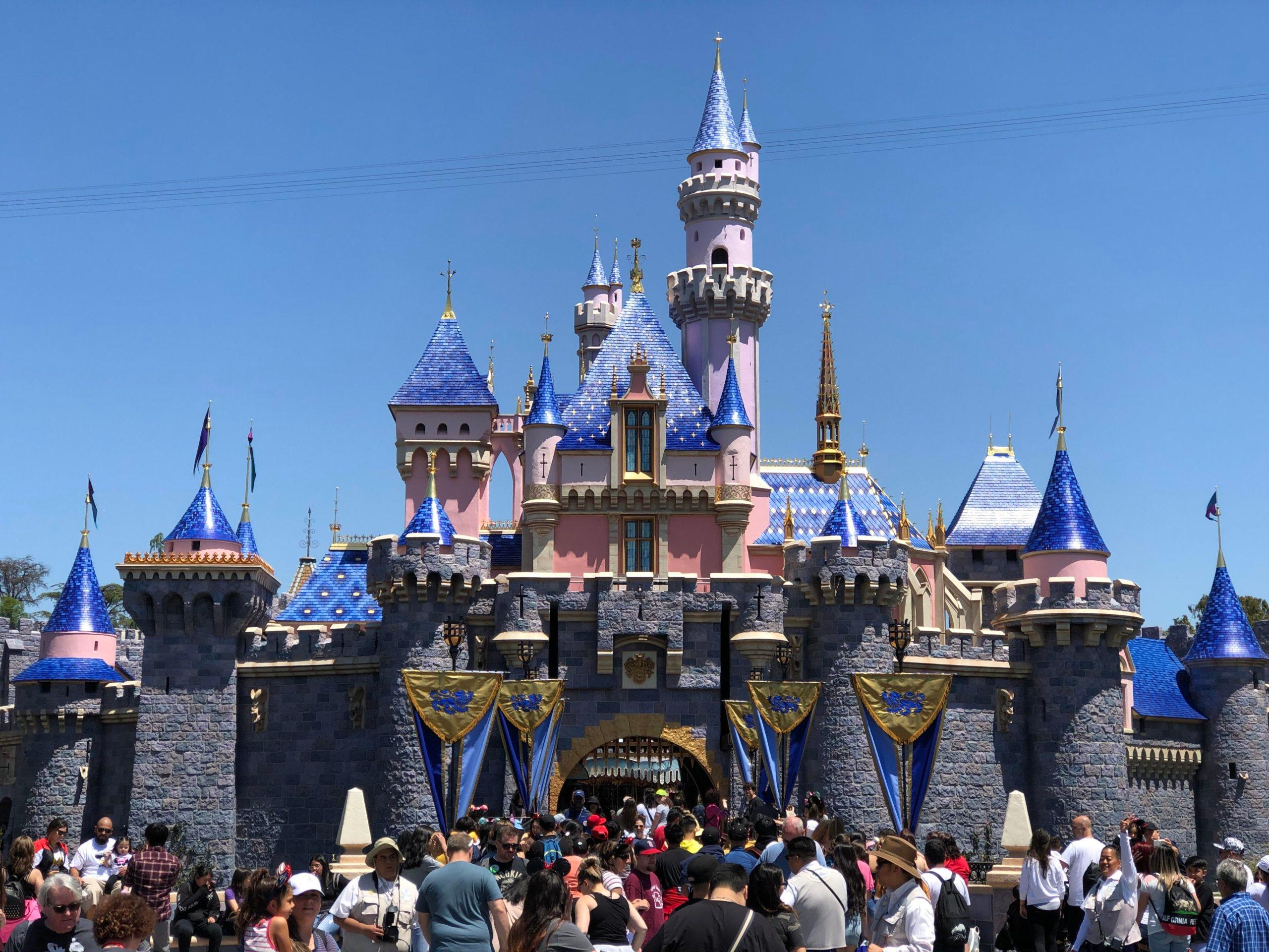Vuelve la magia; Disney reabrirá sus parques temáticos el 30 de abril