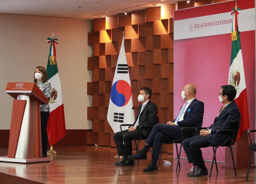 Donación de insumos médicos de Corea del Sur a México / SRE