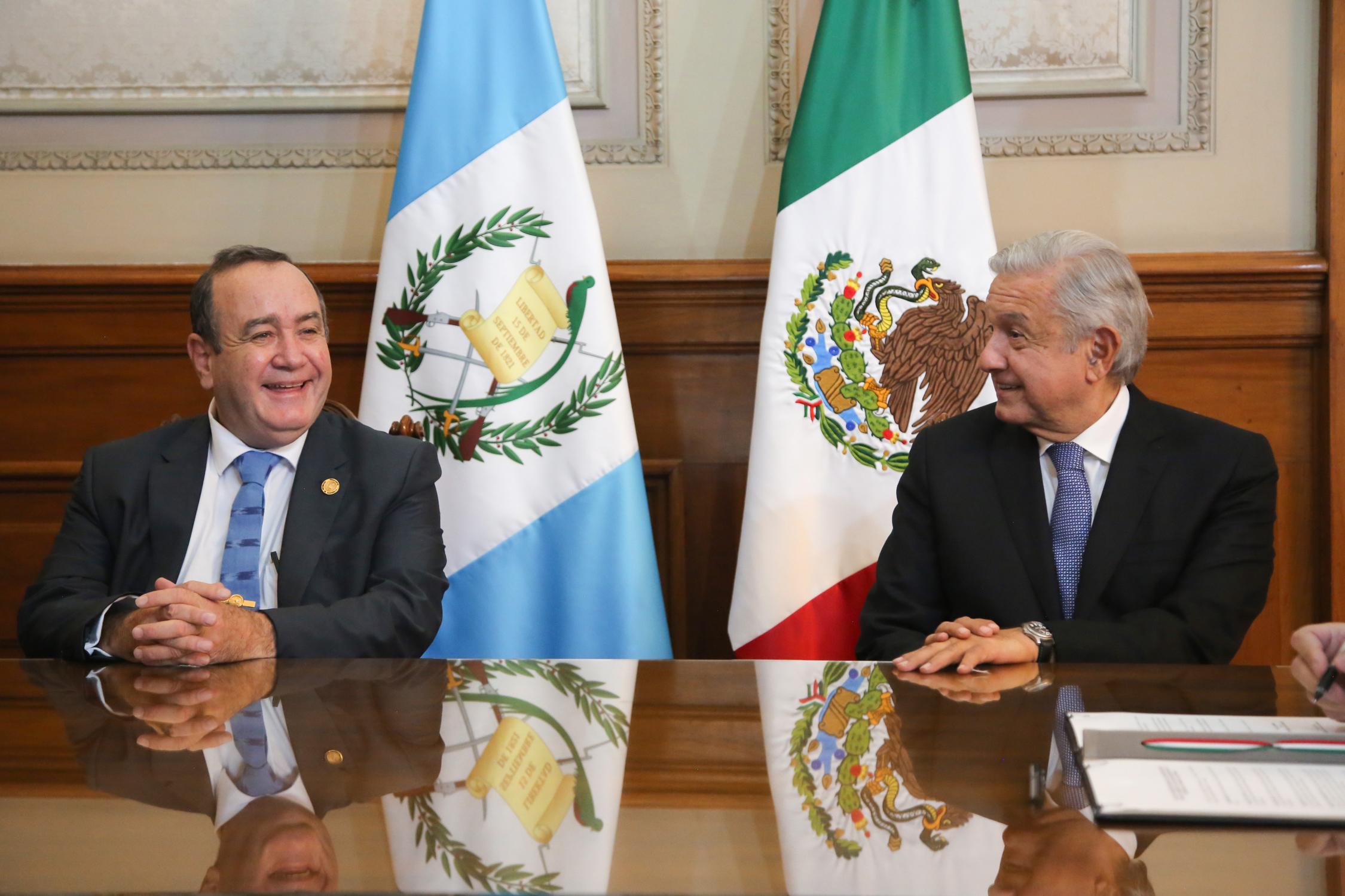 Andrés Manuel López Obrador y Alejandro Giammattei
