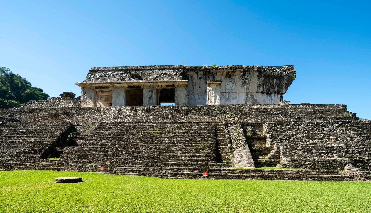 Zona arqueológica de Palenque / @TrenMayaMX