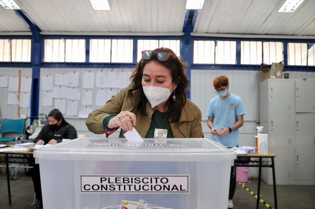 Plebiscito constitucional de Chile / @begoyarza